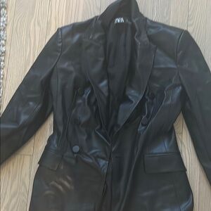 Zara Black Tailored Blazer with Lapel Collar